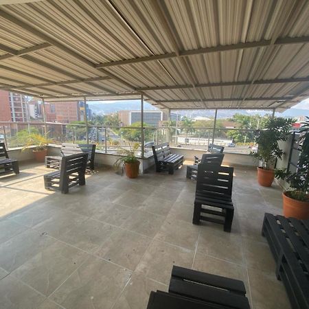 33 Hotel Bulerias ميديلين المظهر الخارجي الصورة