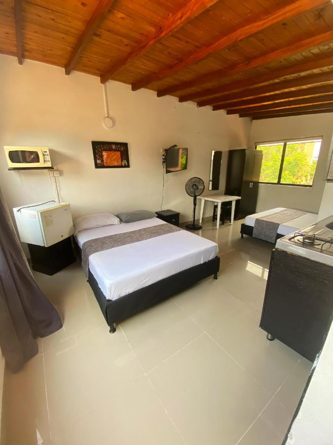 33 Hotel Bulerias ميديلين المظهر الخارجي الصورة